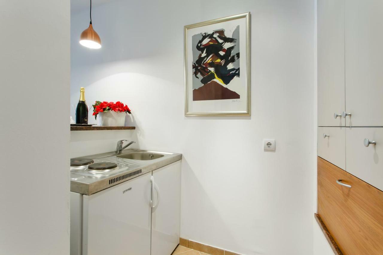 Apartment Golden Eagle Дубровник Экстерьер фото